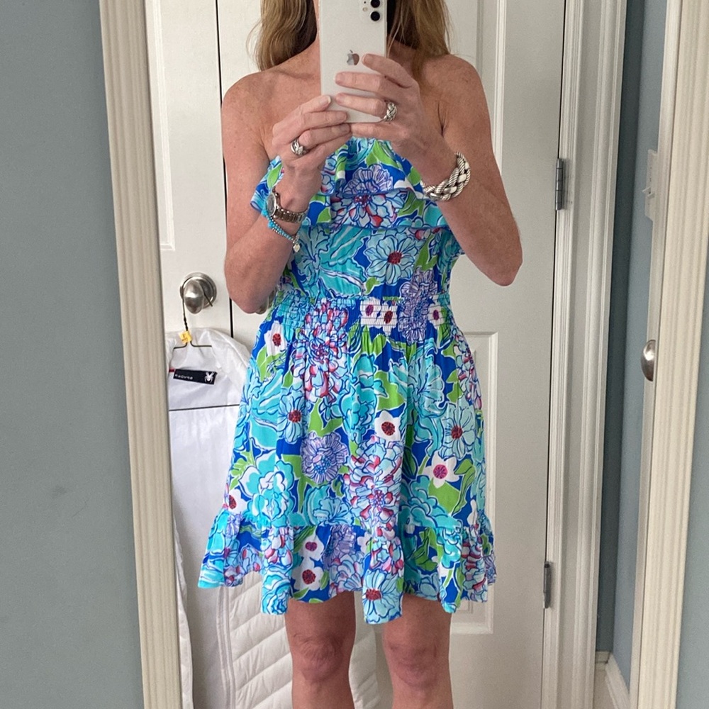 Colorful, lily Pulitzer strapless dress